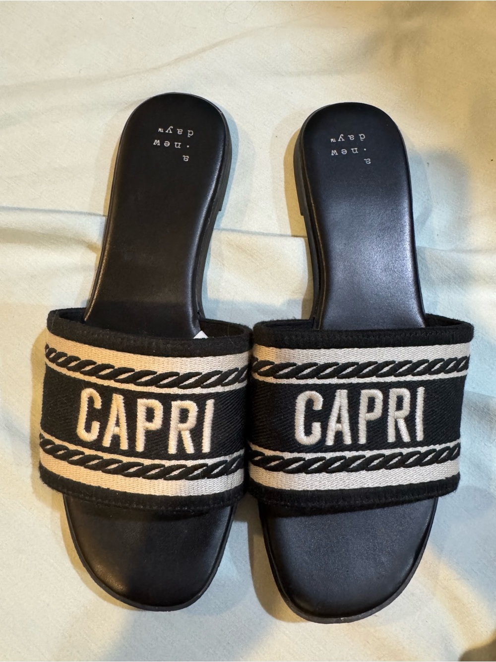 a new day Black and Cream 'CAPRI' Slide Sandals